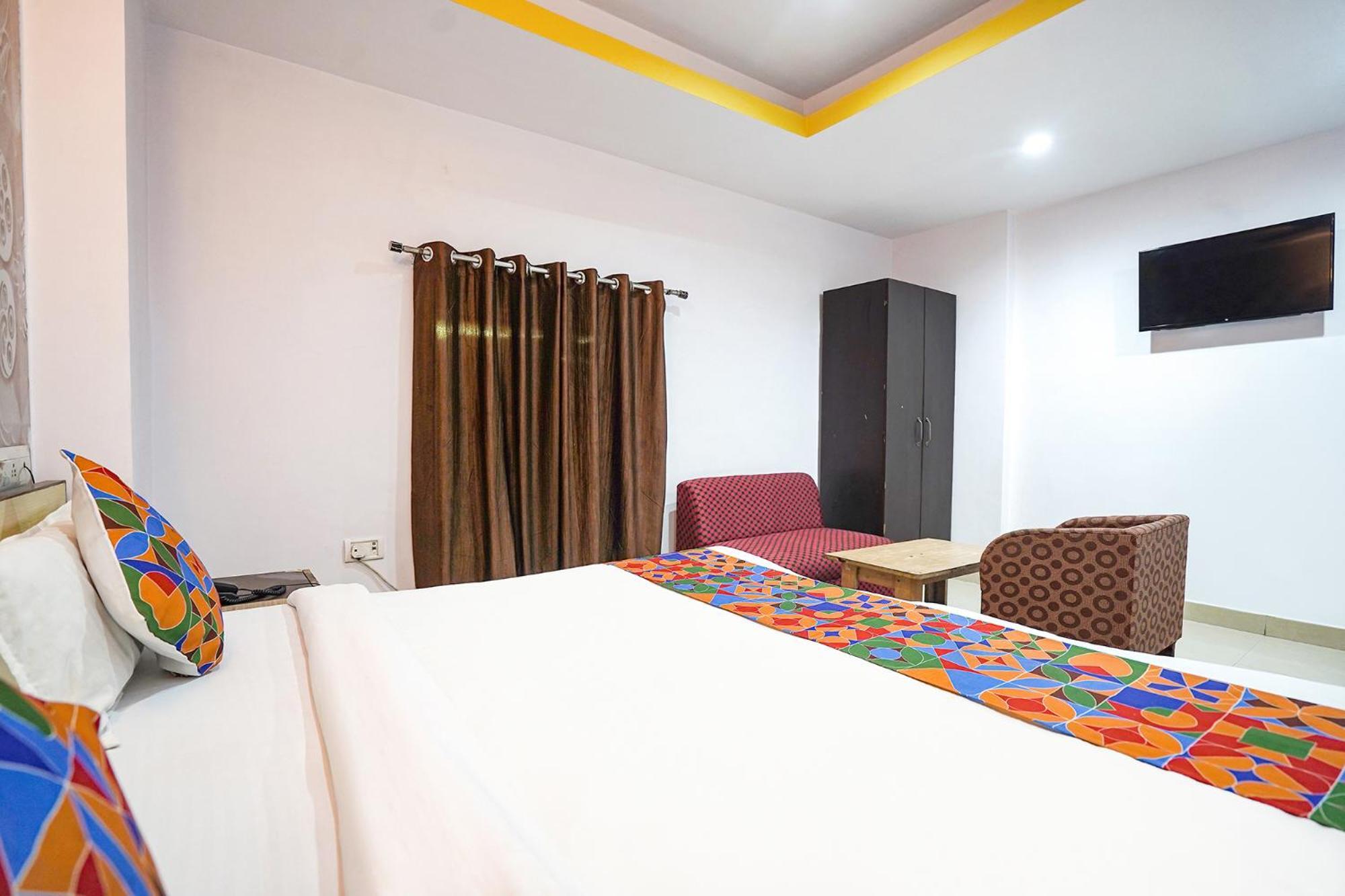 Fabexpress R Inn - Nr Prayagraj Railway Station Muthiganj Eksteriør billede